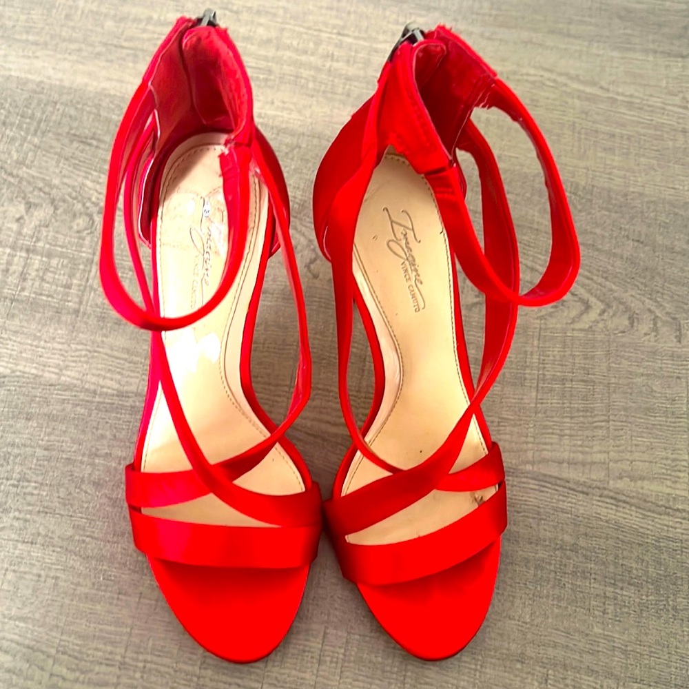 Dressy heels red